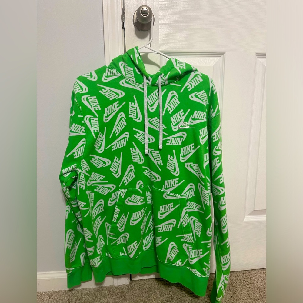 Nike Men’s Sweatshirt